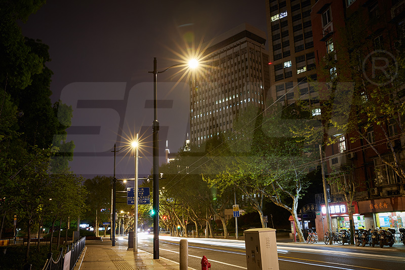 道路照明,为城市夜生活增添时尚感,上海3200威尼斯vip道路照明